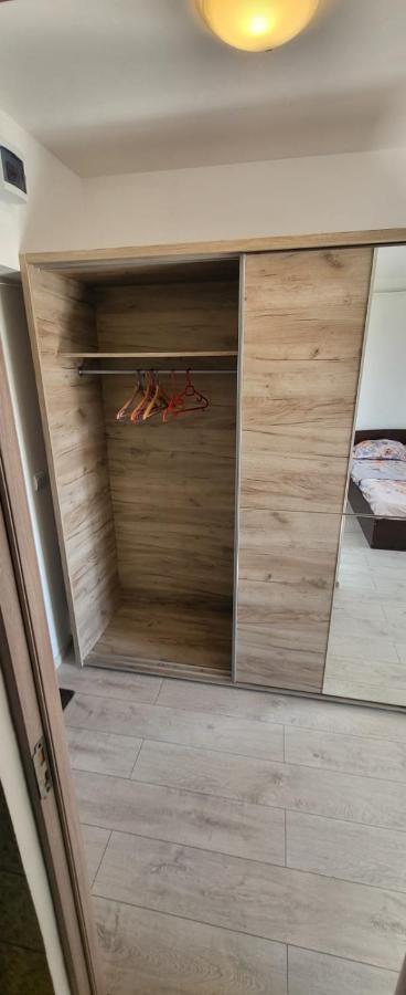 Studio 32 Bulevardul Oltenia Craiova Exteriör bild